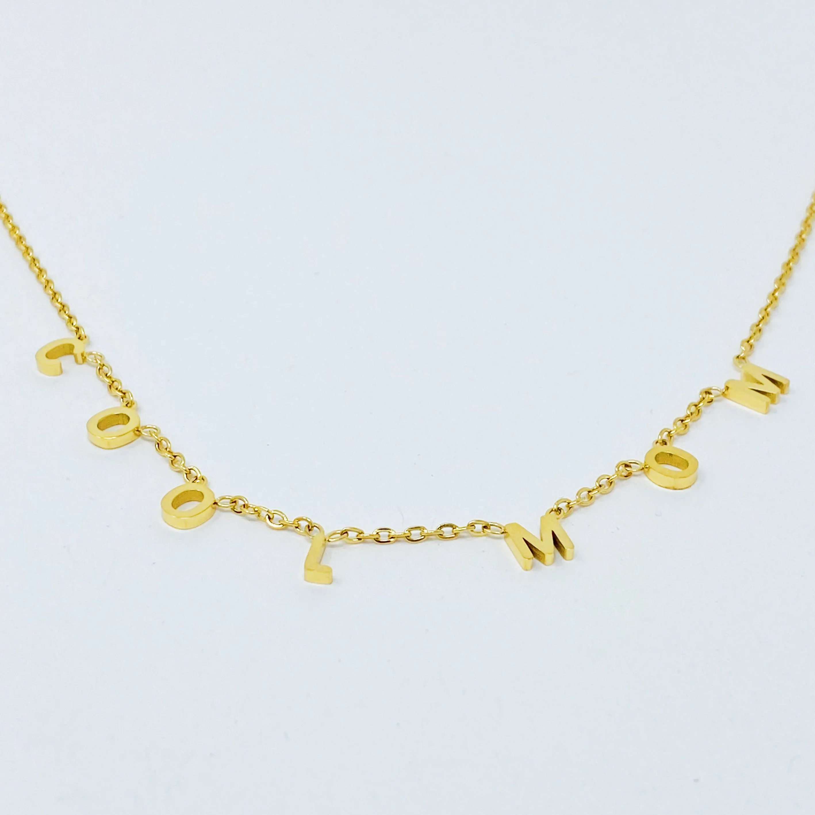 18 K gold plated Cool Mom Letter Necklace