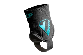 7 iDP Control Ankle Protector - Black