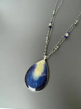Chicos Blue & Cream Stone Teadrop Pendant Silver Tone Necklace