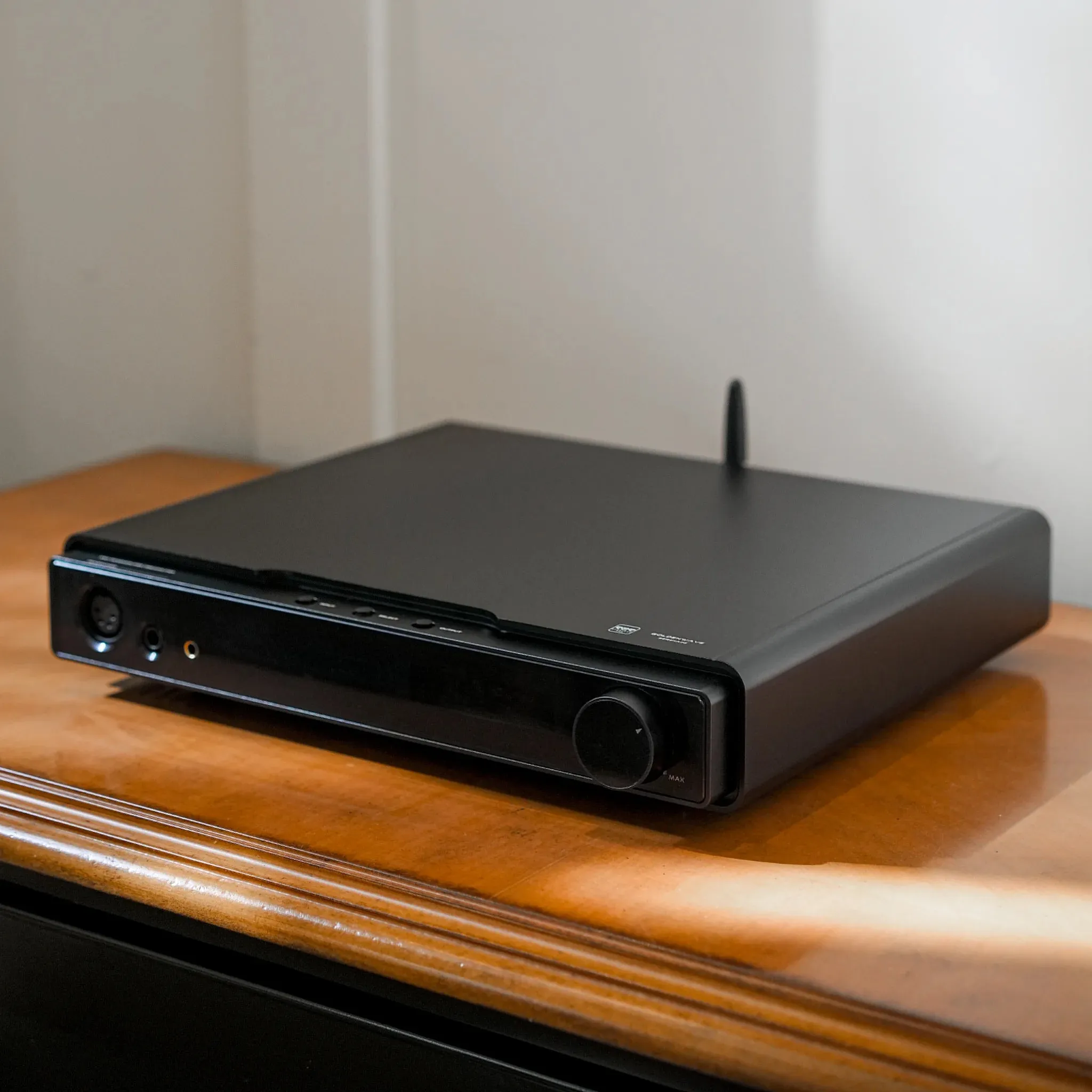 HiFiMAN Goldenwave SERENADE WiFi | Bluetooth Desktop Streaming DAC / Amp
