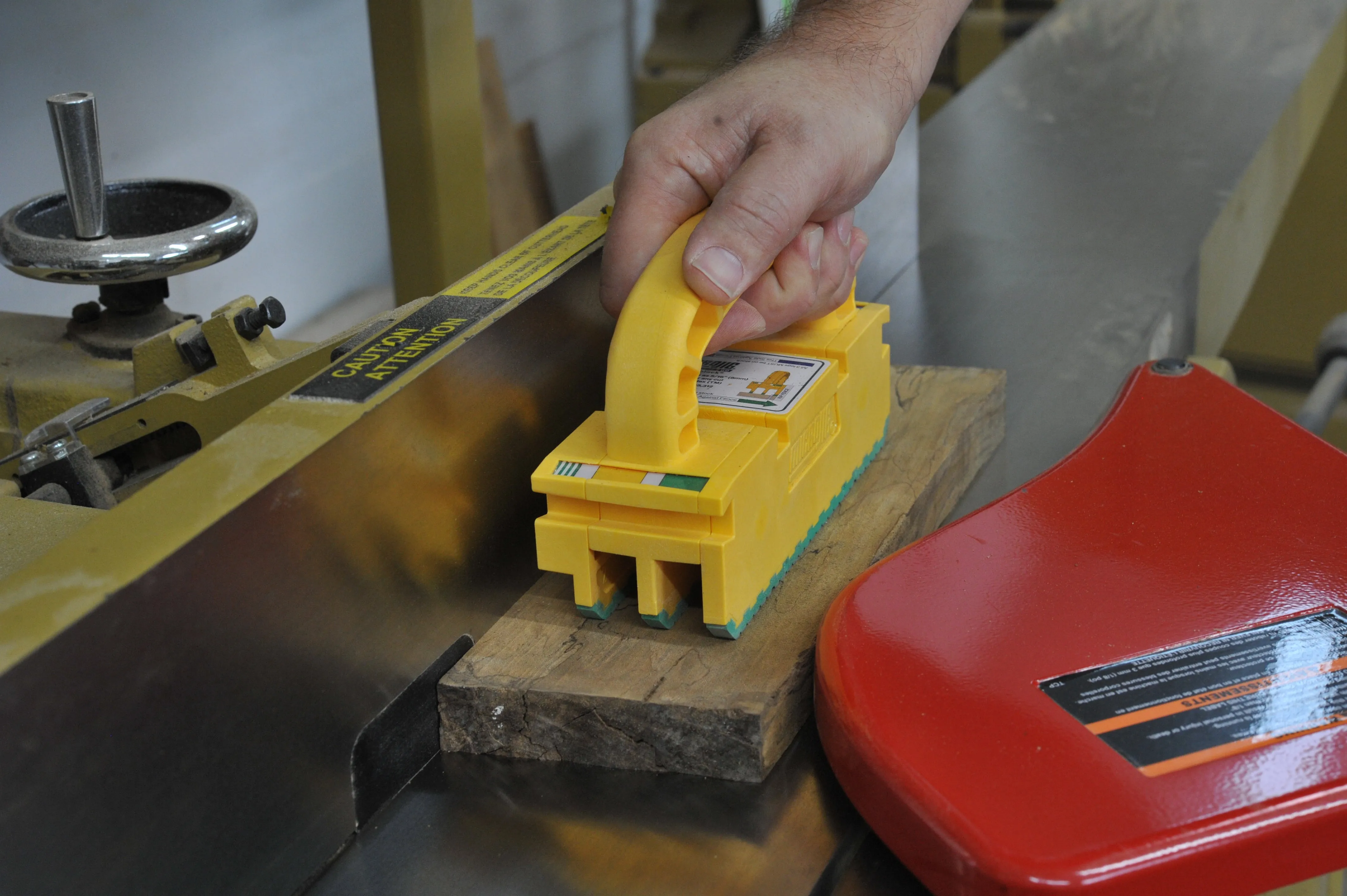 Microjig (GR2-GO) Grrr-ripper2 Go Push Block for Table, Saw, Jointer, Bandsaw and Router