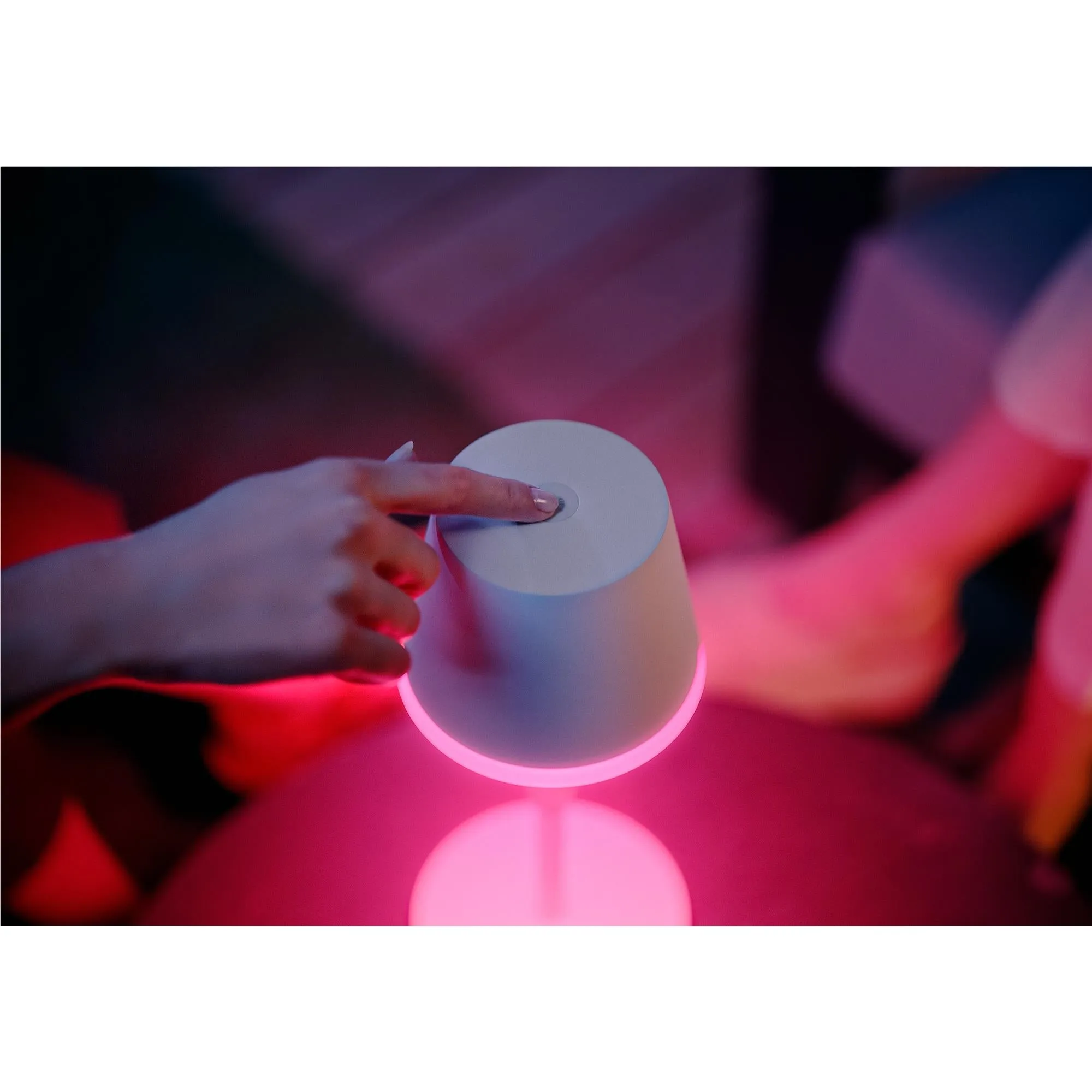 Philips Hue Go Portable Table Lamp